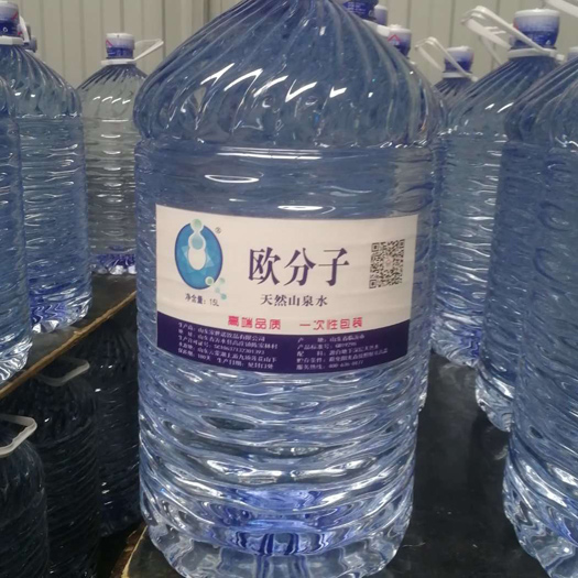 铜仁桶装水生产设备的组成部分及主要特点介绍